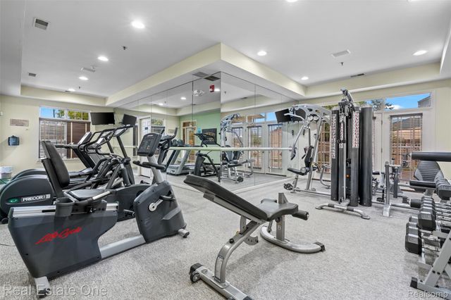 14203 Pinehurst Lane, Grand Blanc, MI 48439