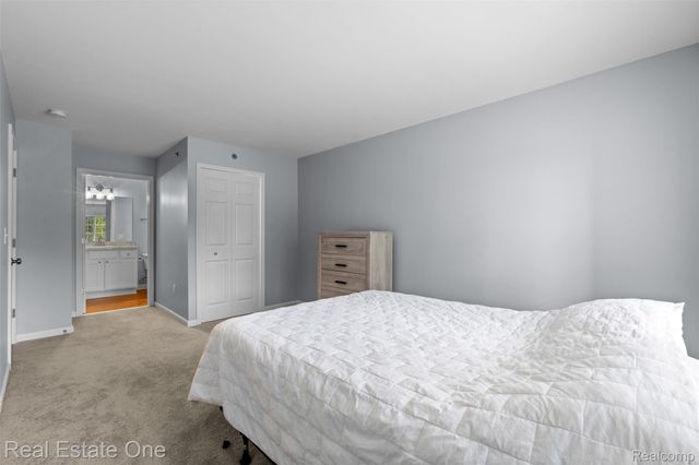 14203 Pinehurst Lane, Grand Blanc, MI 48439