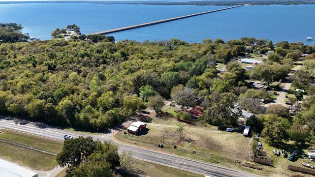 102 Rs County Road 1622, Lone Oak, TX 75453