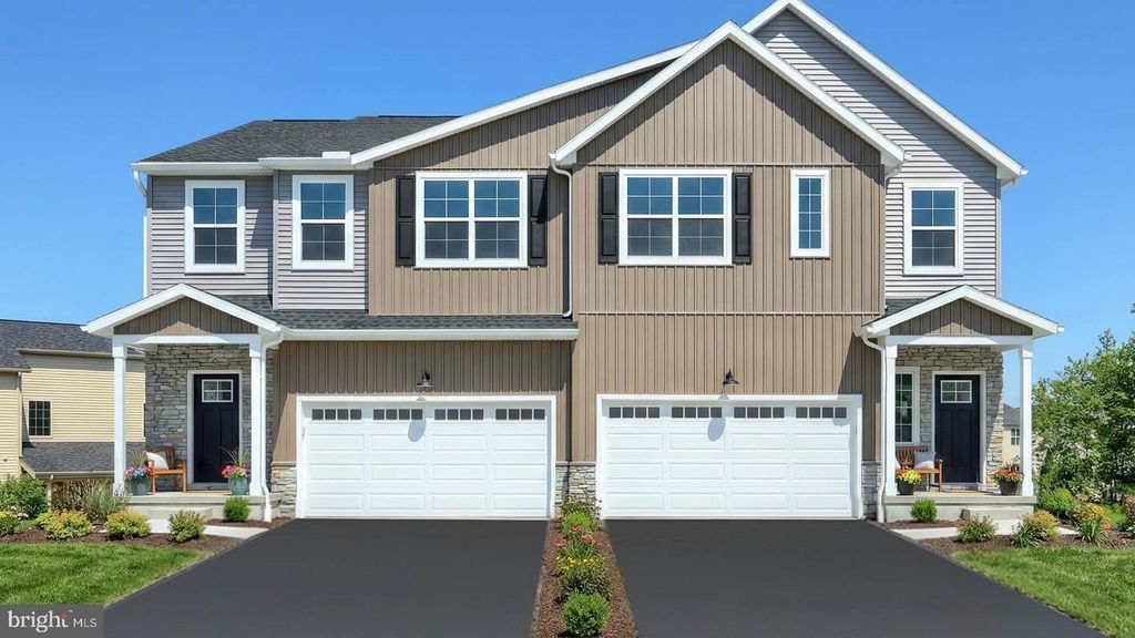 40 GLENN VW, Carlisle, PA 17013
