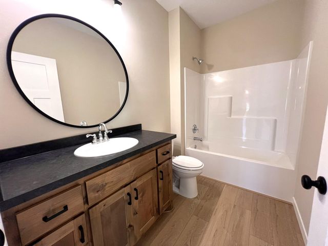 25850 Emerson Court, Wyoming, MN 55092