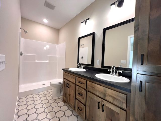 25850 Emerson Court, Wyoming, MN 55092