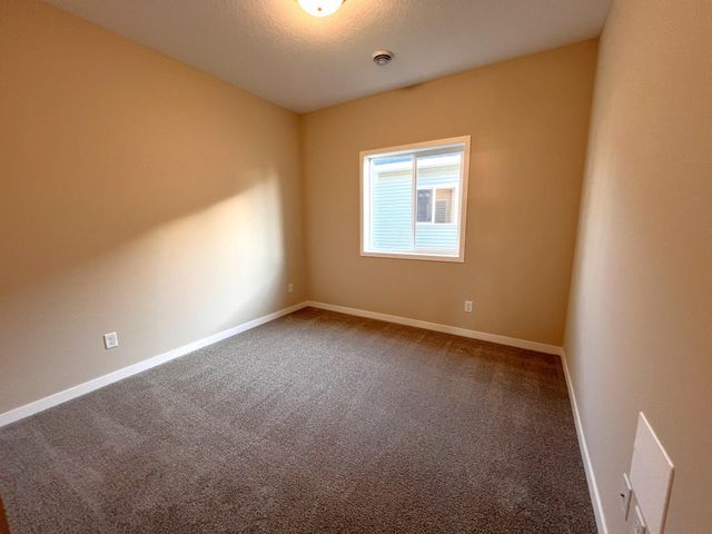 25850 Emerson Court, Wyoming, MN 55092