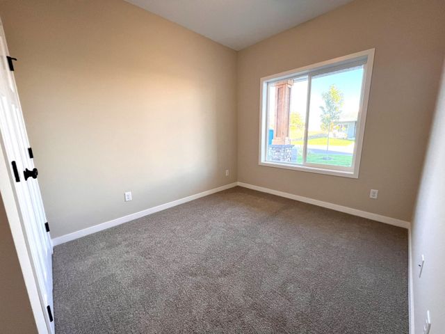 25850 Emerson Court, Wyoming, MN 55092