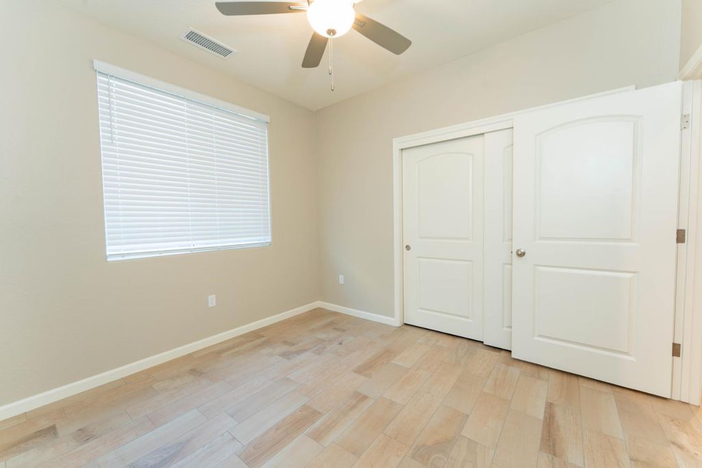 Image 30 of property listing at 30480 Bellwood Road, Visalia, CA 93291