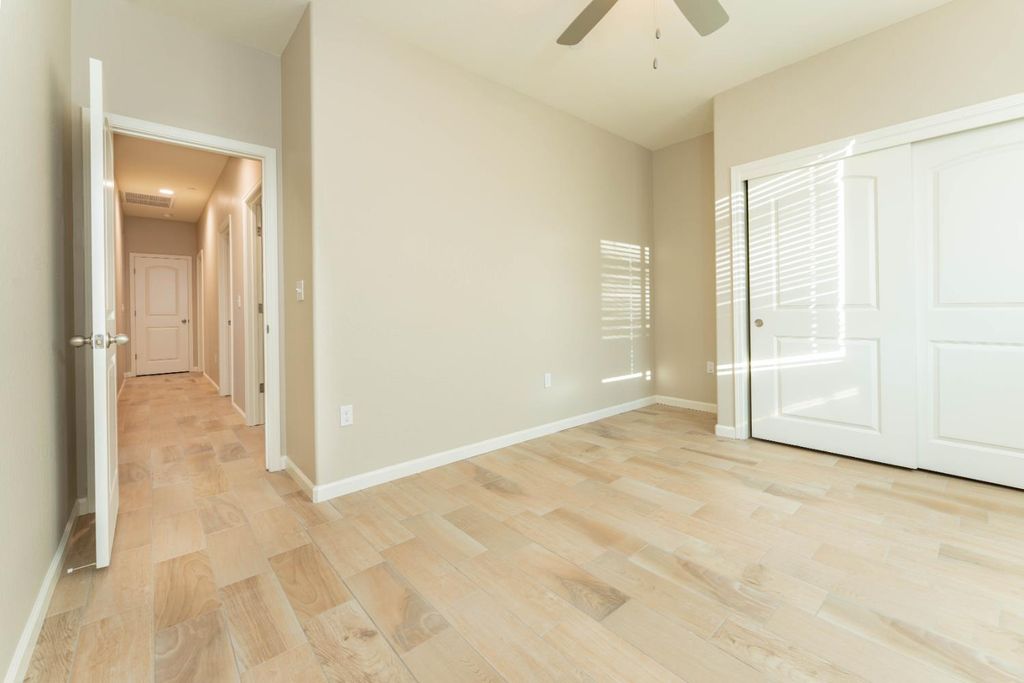 Image 33 of property listing at 30480 Bellwood Road, Visalia, CA 93291