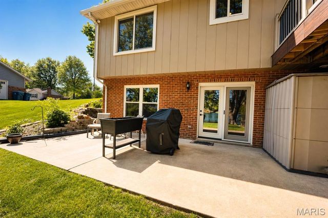 36 Acorn Lake Drive, Shiloh, IL 62221