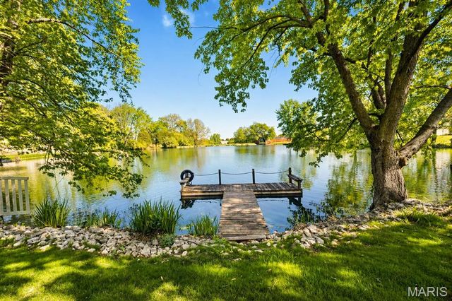 36 Acorn Lake Drive, Shiloh, IL 62221