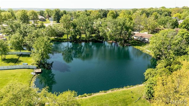 36 Acorn Lake Drive, Shiloh, IL 62221