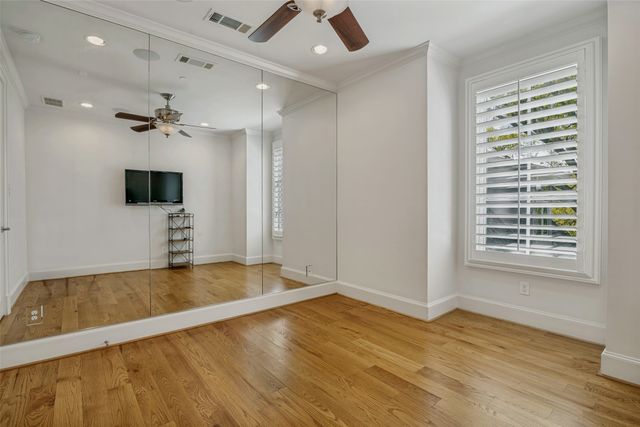 4529 Crooked Lane, Dallas, TX 75229