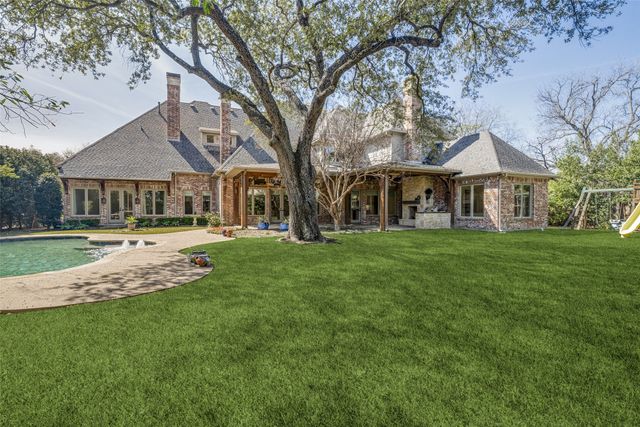 4529 Crooked Lane, Dallas, TX 75229