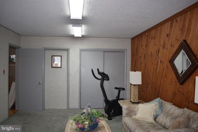 201 S BLACK HORSE PIKE, Blackwood, NJ 08012