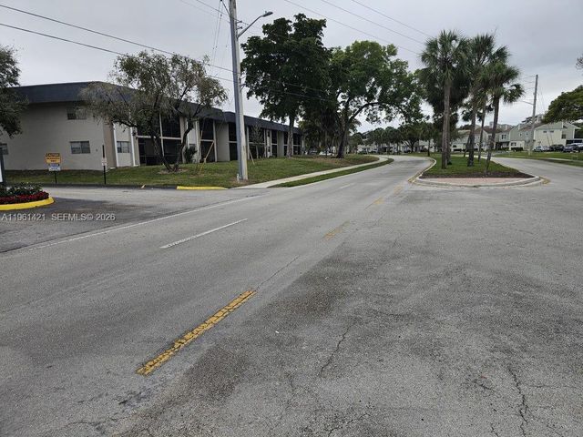 8020 N Colony Cir N 103, Tamarac, FL 33321