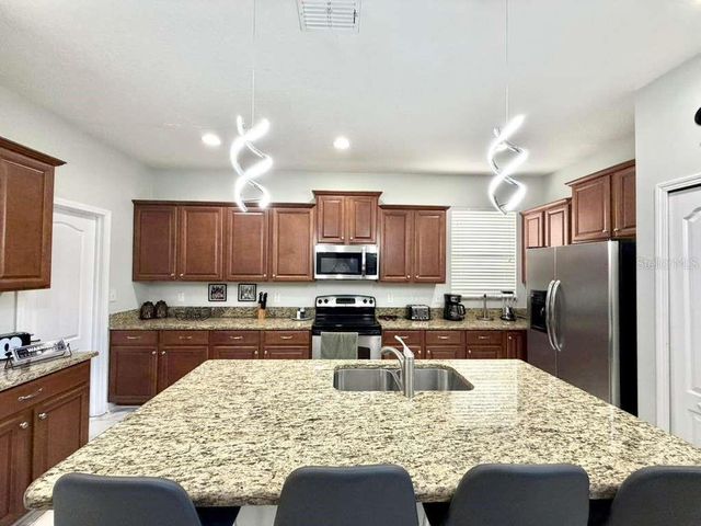 8894 CANDY PALM ROAD, Kissimmee, FL 34747