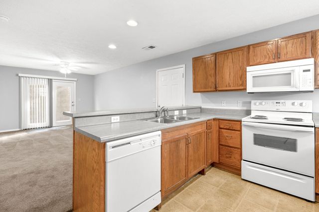 105 Garden Circle, 109-4, Branson, MO 65616