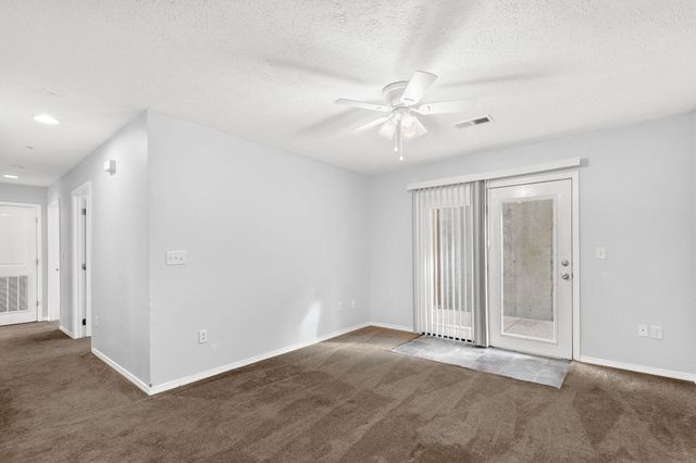 105 Garden Circle, 109-4, Branson, MO 65616