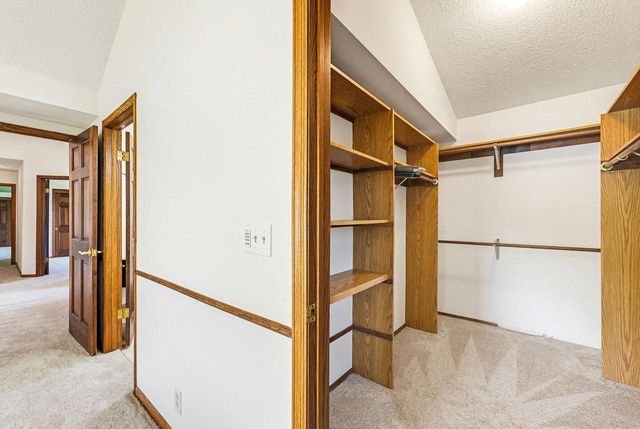 13645 W Maria DRIVE, New Berlin, WI 53151