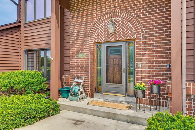 13645 W Maria DRIVE, New Berlin, WI 53151