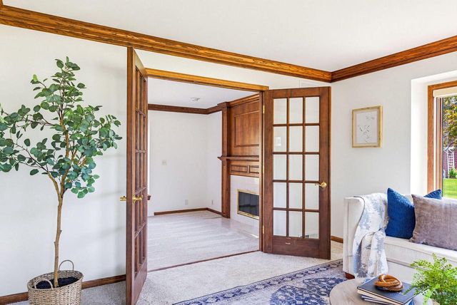 13645 W Maria DRIVE, New Berlin, WI 53151