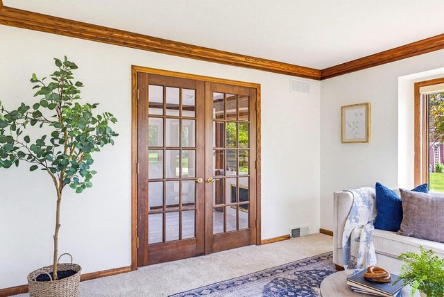 13645 W Maria DRIVE, New Berlin, WI 53151