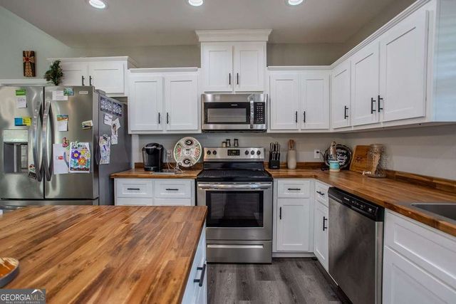 333 E Gillis Street, Mount Vernon, GA 30445