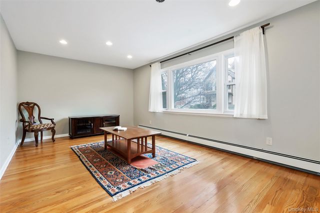 425 First Avenue, Pelham, NY 10803