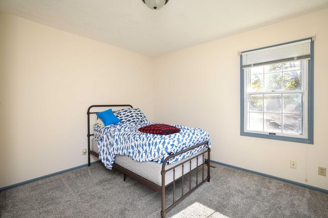 421 Lowry Court NW, Rochester, MN 55901