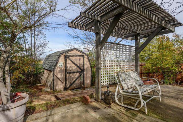 421 Ashland Ct, Shingle Springs, CA 95682