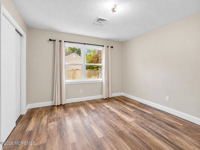 197 Rutledge Drive, Red Bank, NJ 07701