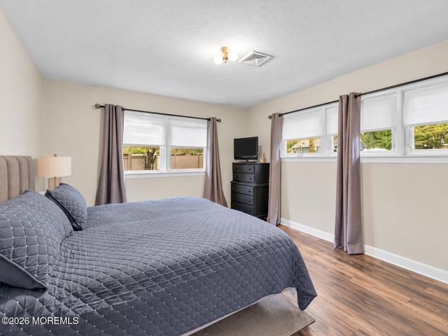 197 Rutledge Drive, Red Bank, NJ 07701