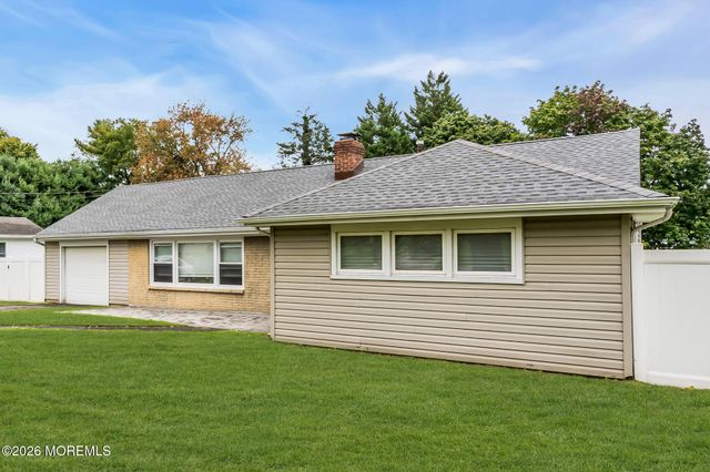 197 Rutledge Drive, Red Bank, NJ 07701