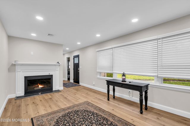 197 Rutledge Drive, Red Bank, NJ 07701
