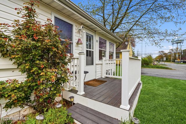 15 W Arverne Avenue, Ocean Gate, NJ 08740