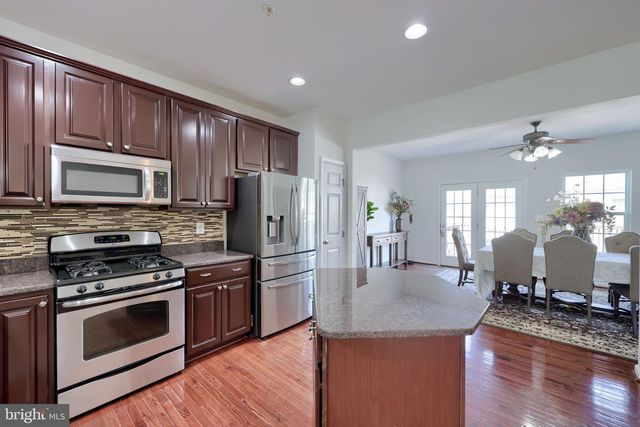 1277 STONEHAVEN WAY, York, PA 17403