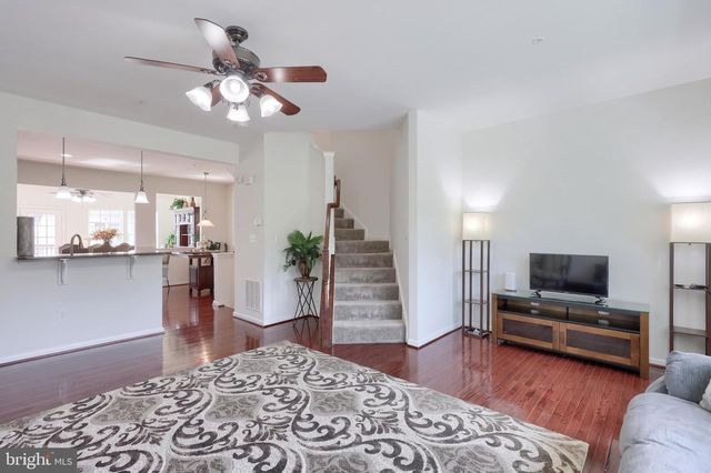 1277 STONEHAVEN WAY, York, PA 17403