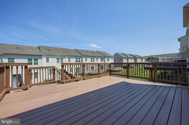 1277 STONEHAVEN WAY, York, PA 17403