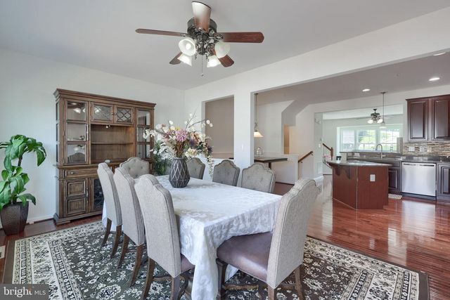 1277 STONEHAVEN WAY, York, PA 17403