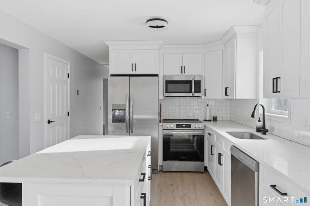 40 Buff Cap Road, Ellington, CT 06029