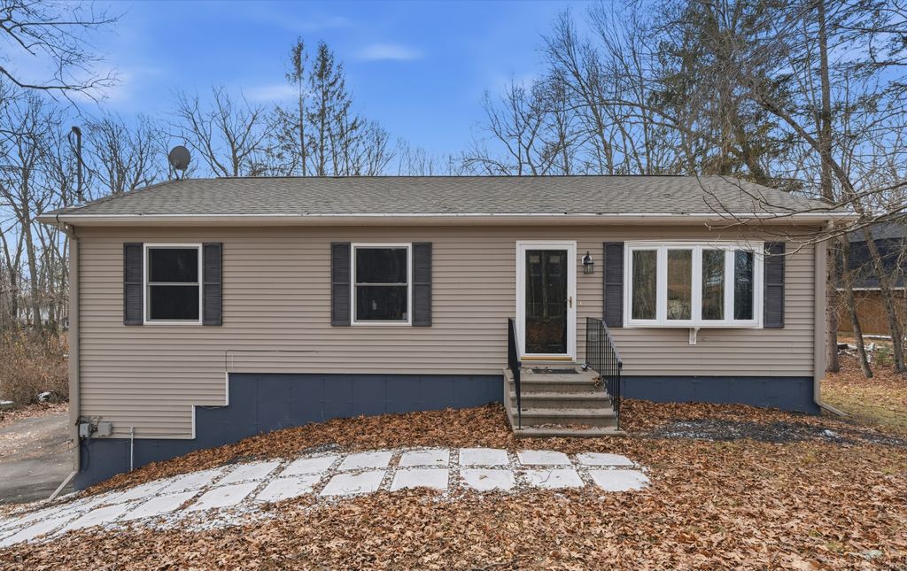 40 Buff Cap Road, Ellington, CT 06029