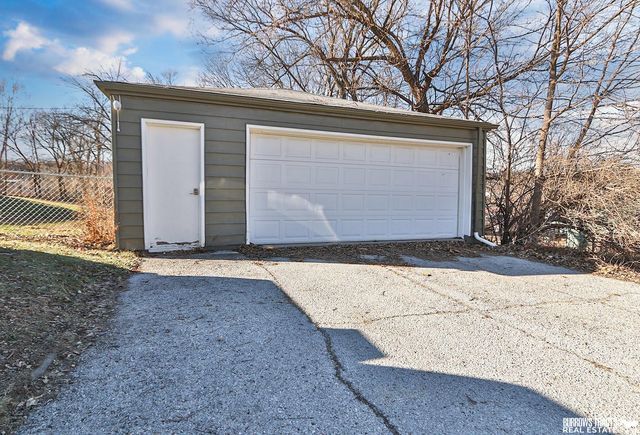 718 S 9th Street, Plattsmouth, NE 68048