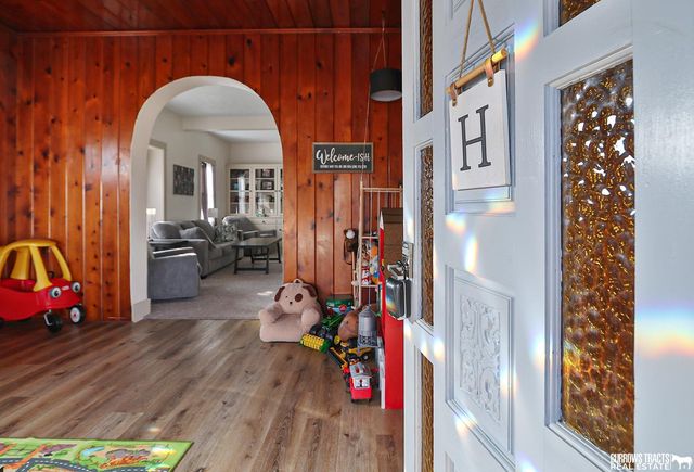 718 S 9th Street, Plattsmouth, NE 68048