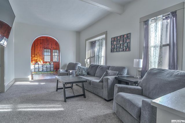 718 S 9th Street, Plattsmouth, NE 68048