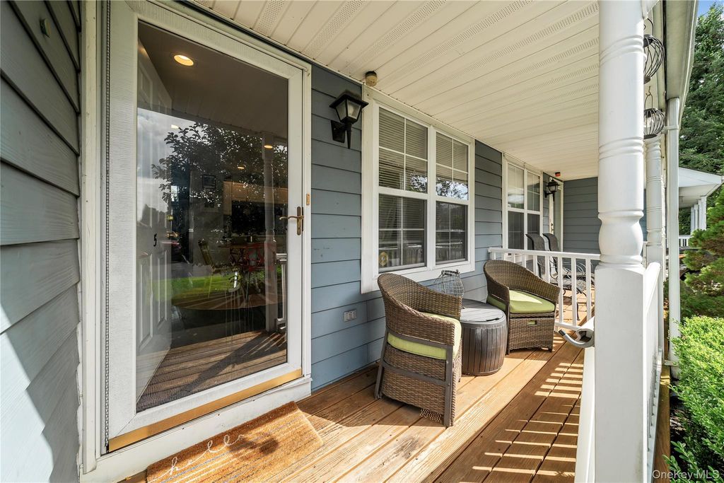 5 Spruce Lane, Central Islip, NY 11722 — photo 3