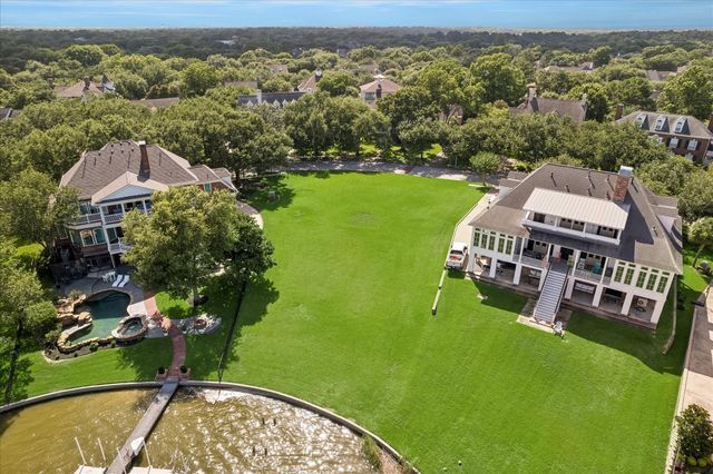 1210 Spring Cress Lane, Taylor Lake Village, TX 77586