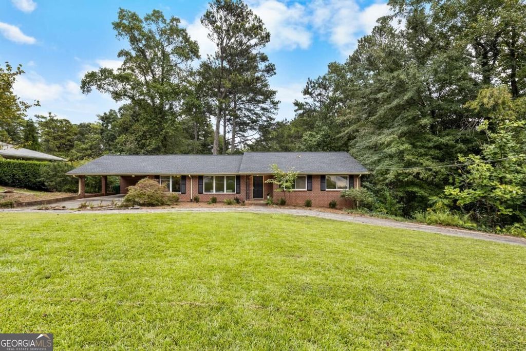 2433 Kingscliff Drive NE, Atlanta, GA 30345 — photo 2