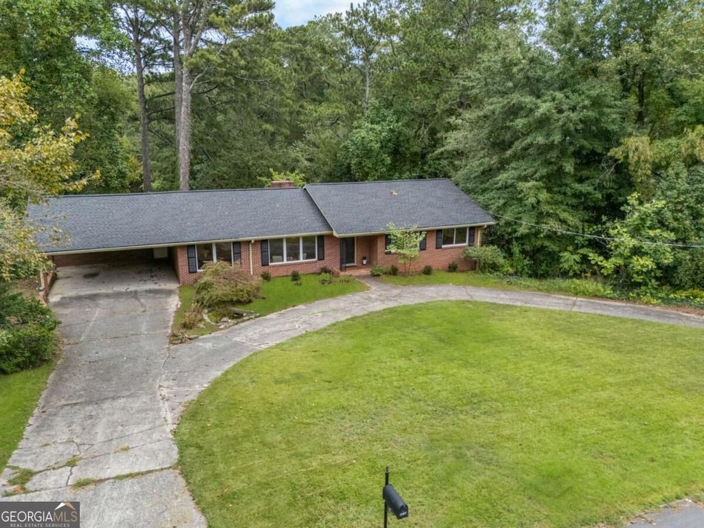 2433 Kingscliff Drive NE, Atlanta, GA 30345 — photo 3