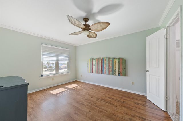 7312 Seawall Boulevard 208, Galveston, TX 77551