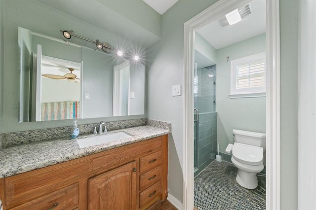 7312 Seawall Boulevard 208, Galveston, TX 77551