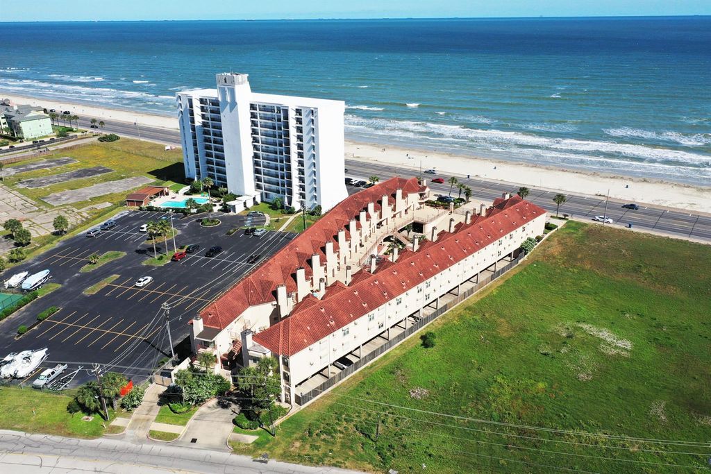 7312 Seawall Boulevard 208, Galveston, TX 77551