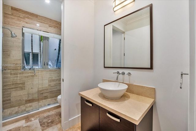 7440 SW 56th Ct 0, Miami, FL 33143